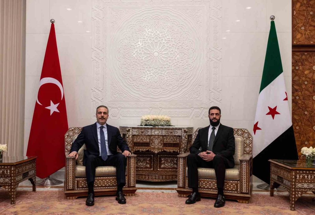 Dışişleri Bakanı Hakan Fidan, Suriye’deki yeni lider Ahmed Eş-Şara ile bir araya geldi