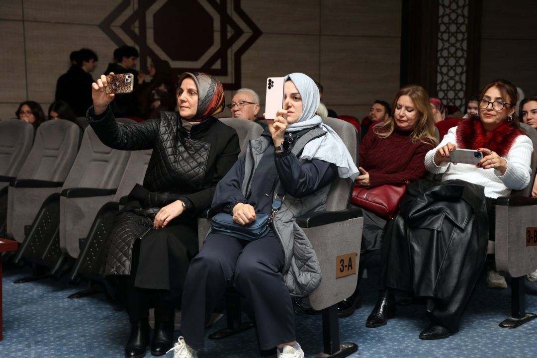 Mevlana, vefatının 751. yılında Manisa'da anıldı