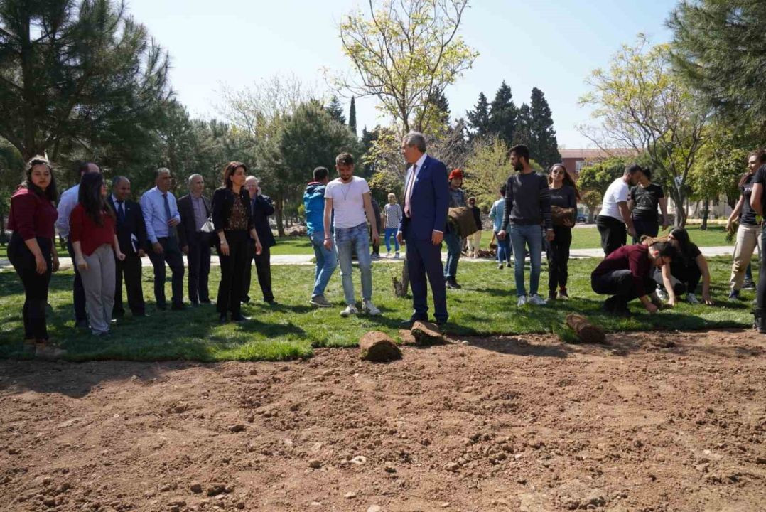Ege Üniversitesi ’En Çevreci Üniversite’ ödülüne layık görüldü