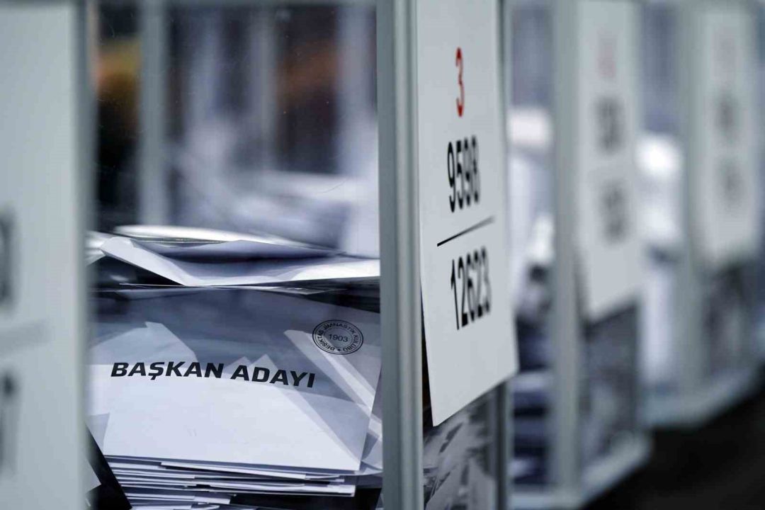 Beşiktaş’ta oy sayma işlemi başladı