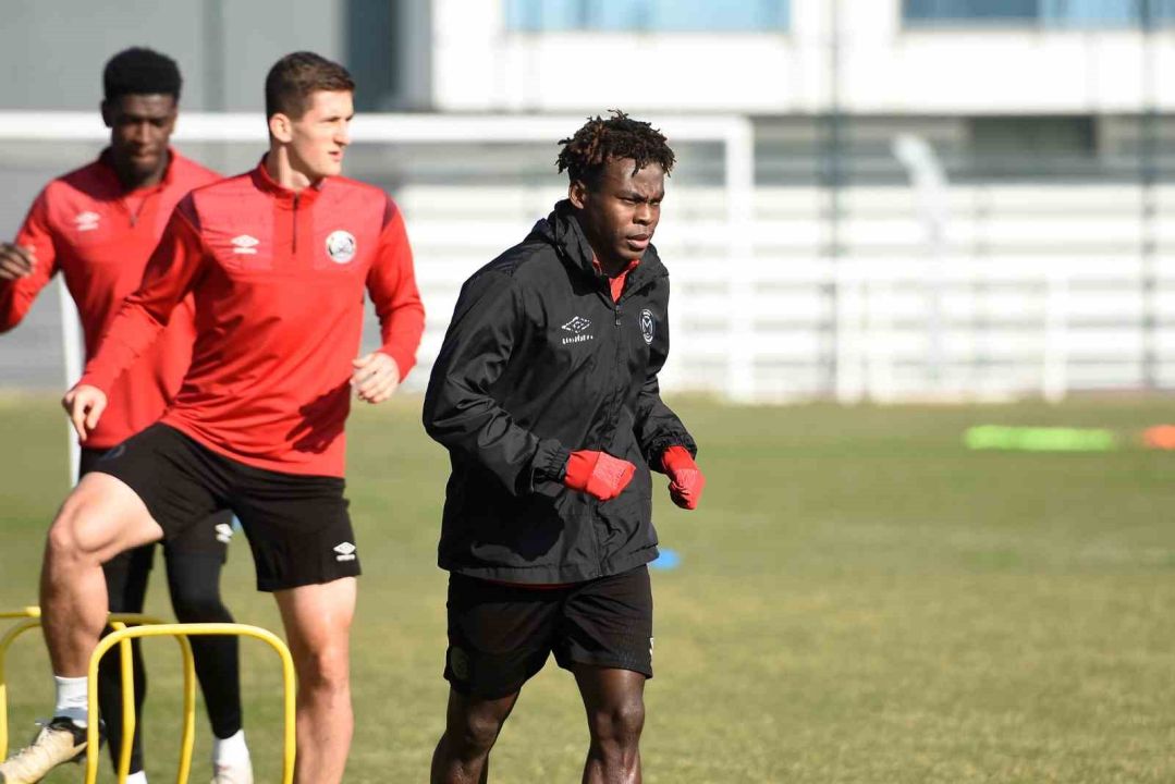 Manisa FK’da Şanlıurfaspor maçı hazırlıkları devam ediyor
