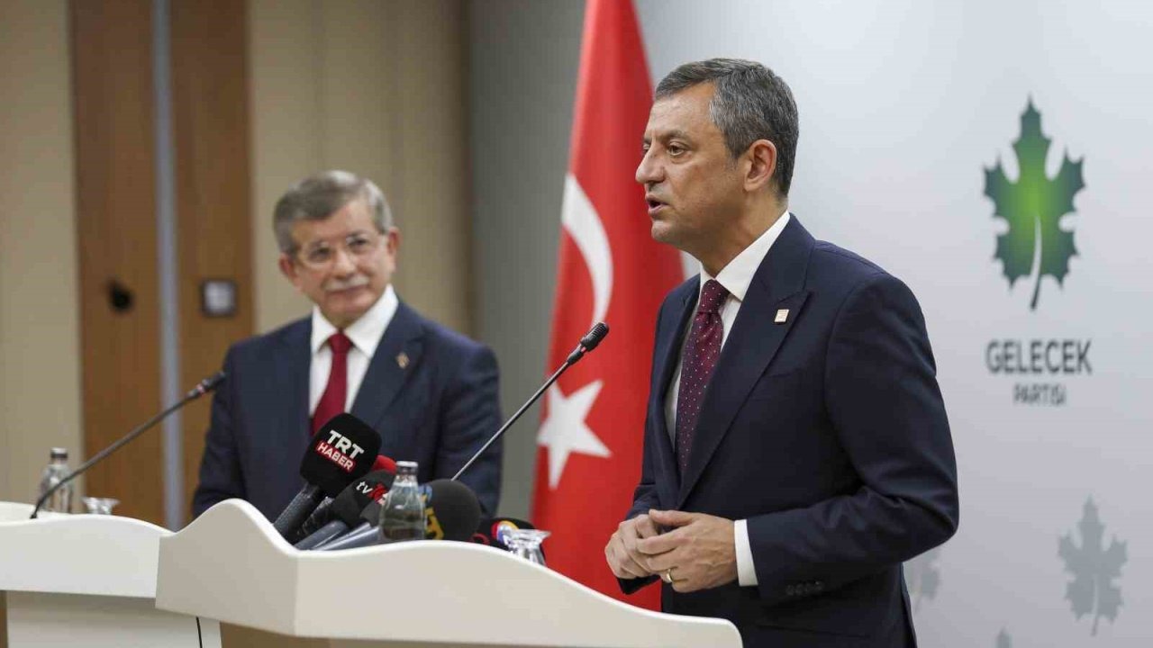 CHP Genel Başkanı Özel’den Davutoğlu’na ziyaret