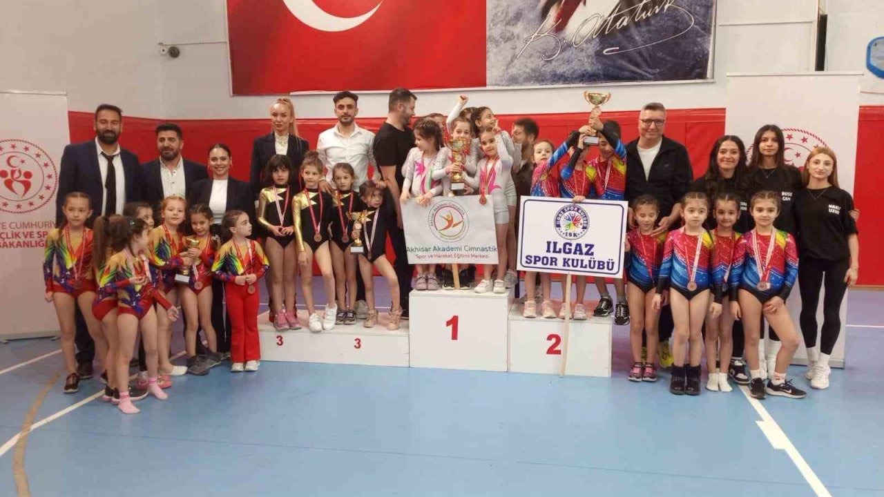 İlçe’de Artistik Cimnastik Turnuvası düzenlendi