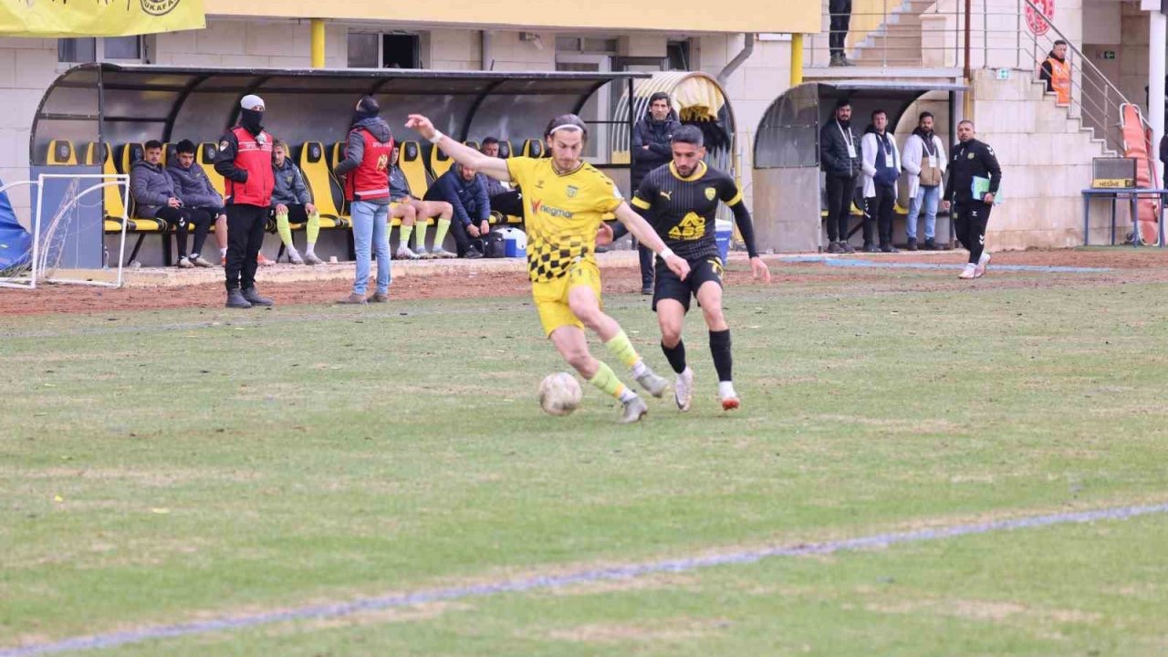 TFF 3. Lig: Bayburt Özel İdare Spor: 0 - Aliağaspor FK: 3