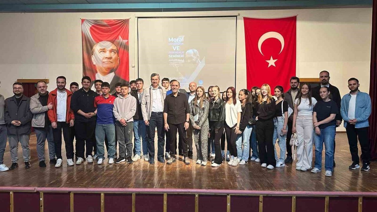 Soma’da Ahmet Sula’dan seminer