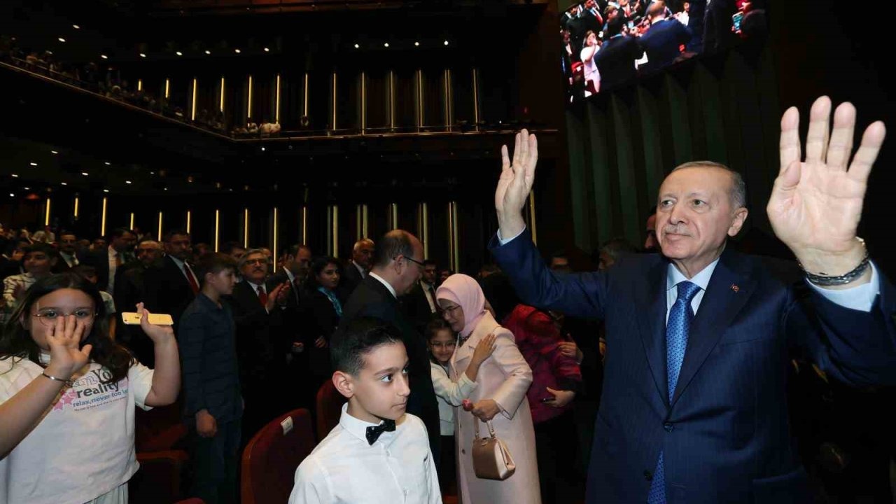Cumhurbaşkanı Erdoğan, 23 Nisan Ulusal Egemenlik ve Çocuk Bayramı Konseri’ni dinledi