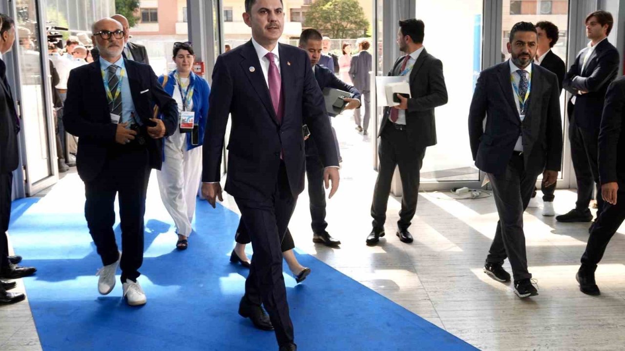 Bakan Kurum, Arnavutluk Başbakanı Rama, İtalya ve Ukraynalı bakanlarla görüştü