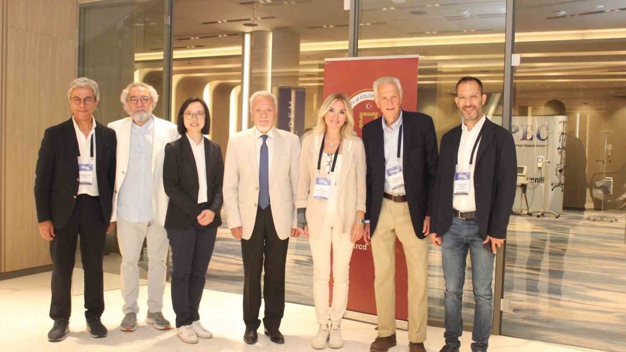 Karın zarı kanserleri tedavisi eğitim programı İzmir’de gerçekleştirildi