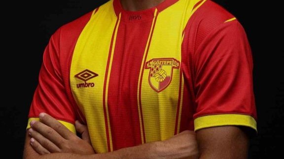 Göztepe, yeni sezon formalarını tanıttı