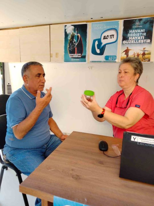 Manisa’da mobil sigara bırakma aracı sahaya indi