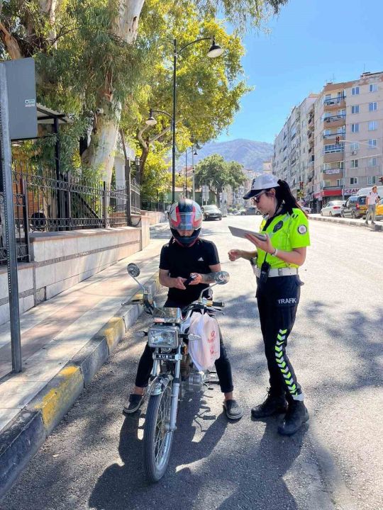 Turgutlu ve Manisa genelinde motosiklet ve motorlu bisikletlere denetim