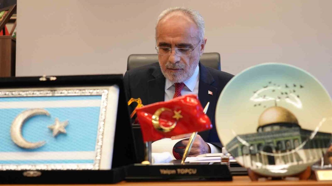 Cumhurbaşkanı Başdanışmanı Topçu: "Muhsin Yazıcıoğlu, 26 gün çırılçıplak işkenceye maruz kaldı"