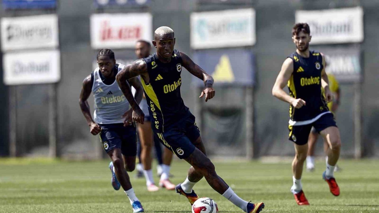 Fenerbahçe, Trabzonspor maçı hazırlıklarına devam etti