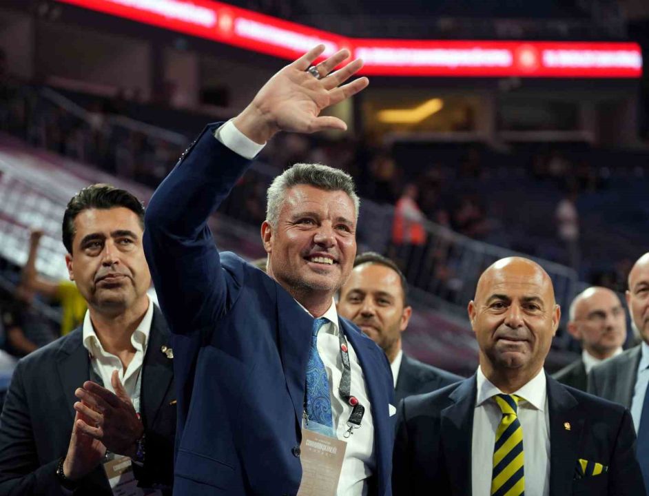 Sadettin Saran, Cumhurbaşkanlığı Kupası’nda takımını yalnız bırakmadı