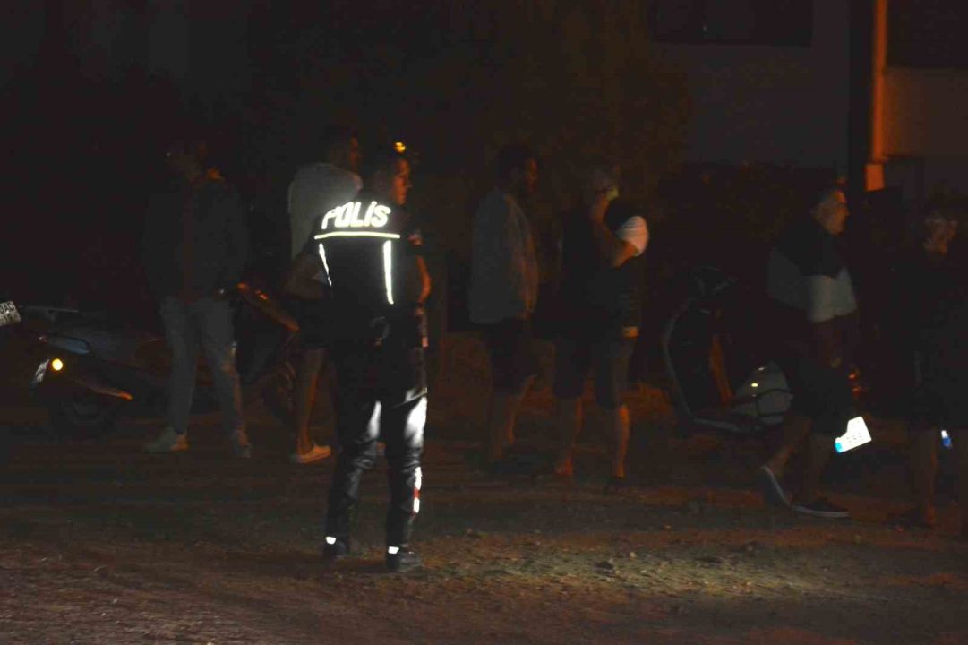 Cunda Adası’nda korkutan makilik yangını