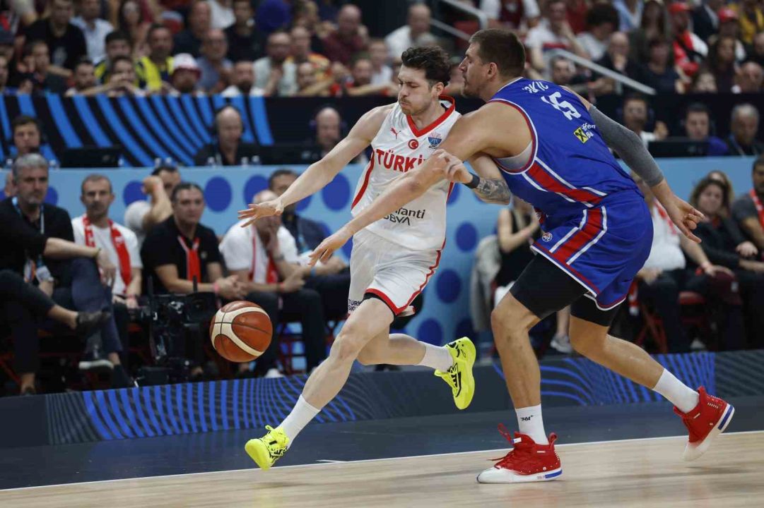 A Milli Erkek Basketbol Takımı grubu namağlup lider tamamladı