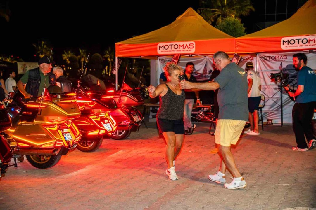Uluslararası Goldwing Treffen Çeşme’de gerçekleşti