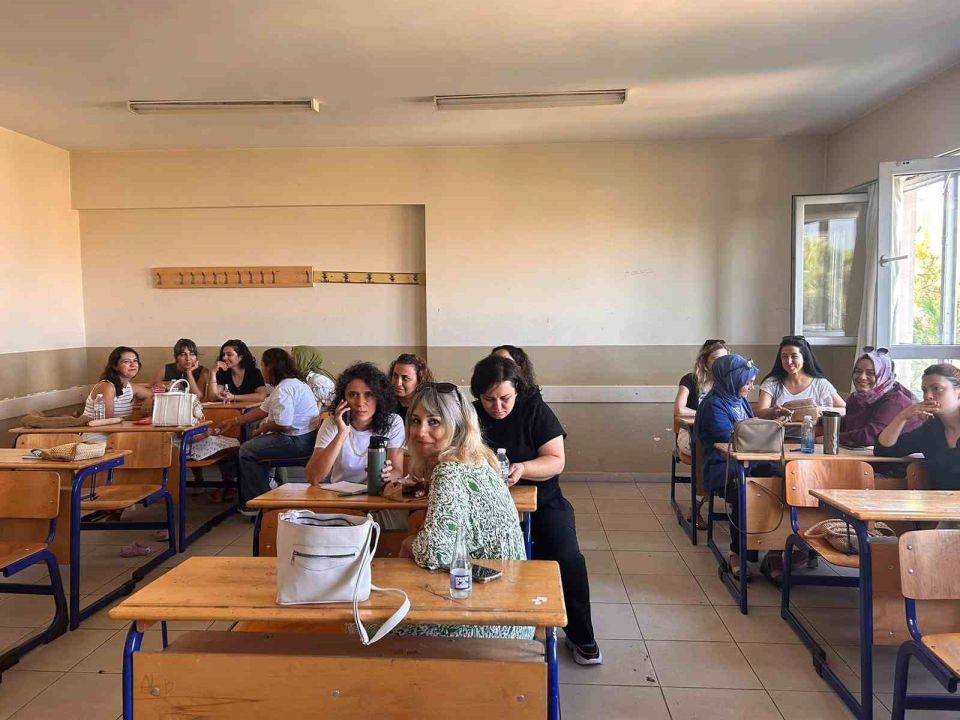 İlçede Türkiye Yüzyılı Maarif Modülü Eğitimi Semineri düzenlendi