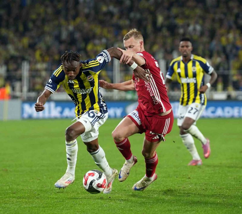 Trendyol Süper Lig: Fenerbahçe: 2 - Antalyaspor: 0 (Maç sonucu)