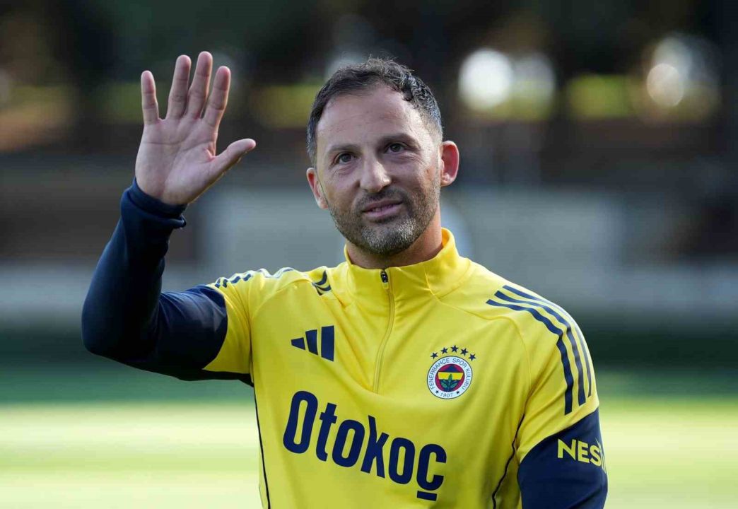 Tedesco, Fenerbahçe’nin başında ilk antrenmanına çıktı