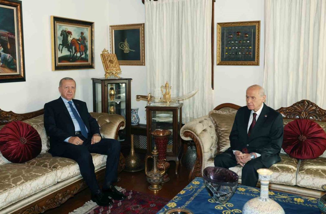 Cumhurbaşkanı Erdoğan, MHP Lideri Bahçeli ile bir araya geldi