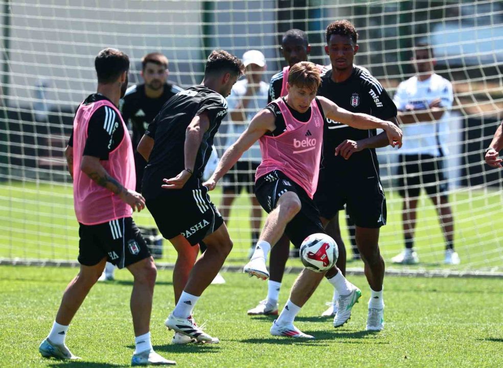 Beşiktaş, Başakşehir maçı hazırlıklarına başladı