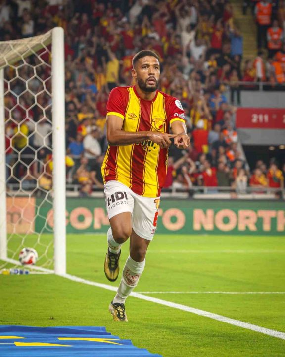 Göztepe’nin yeni transferlerinden büyük katkı