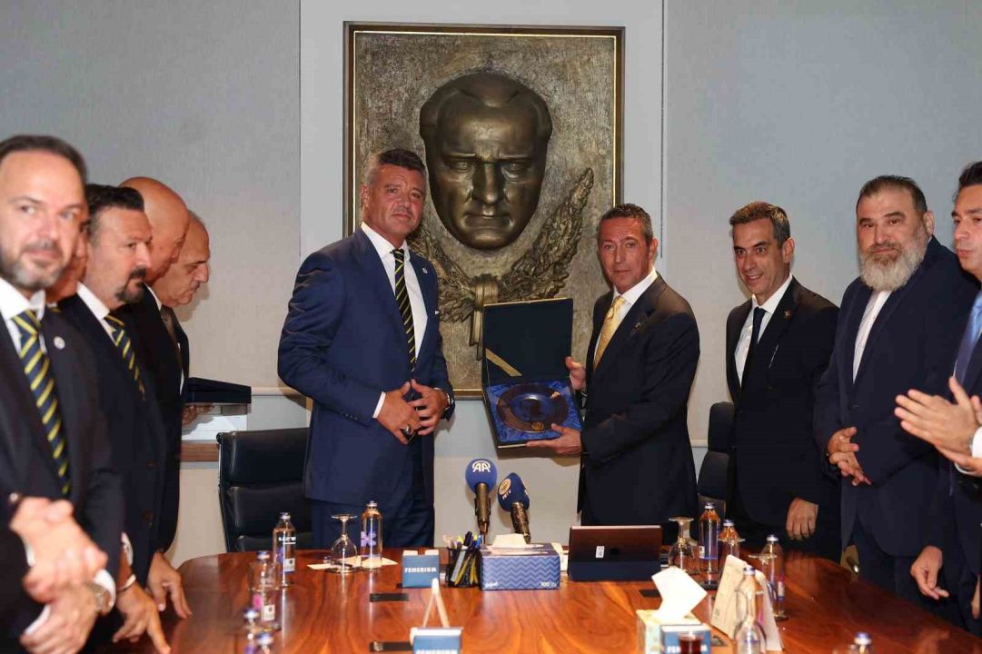 Sadettin Saran ve yönetim kurulu üyeleri mazbatasını aldı