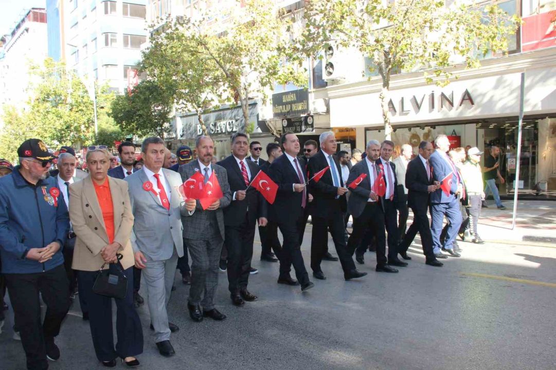 Manisalı gaziler kardeşlik yolunda yürüdü
