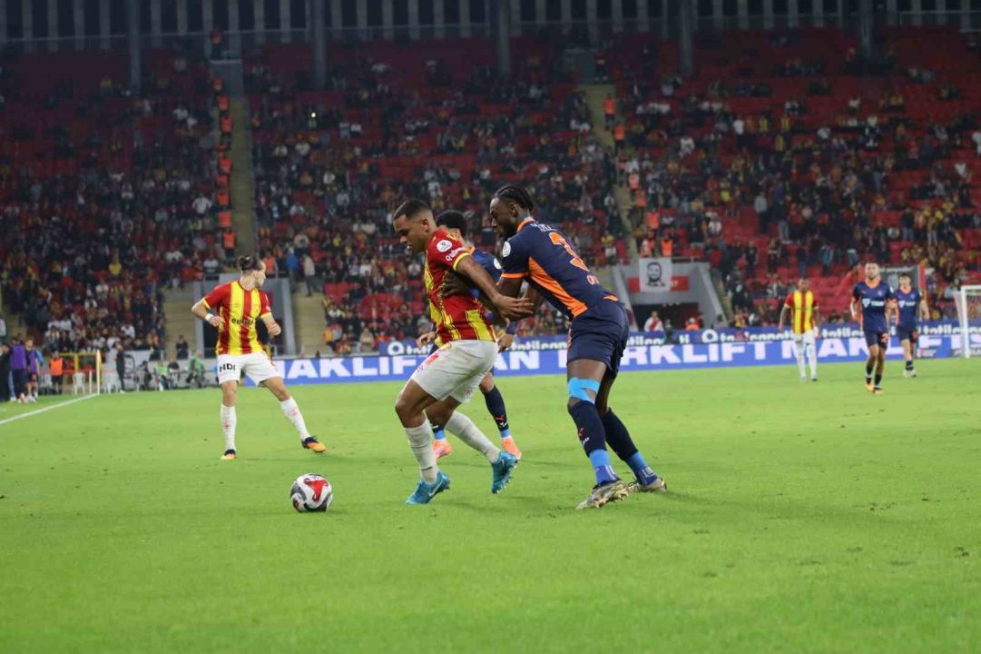 Trendyol Süper Lig: Göztepe: 1 - Rams Başakşehir: 0 (Maç sonucu)