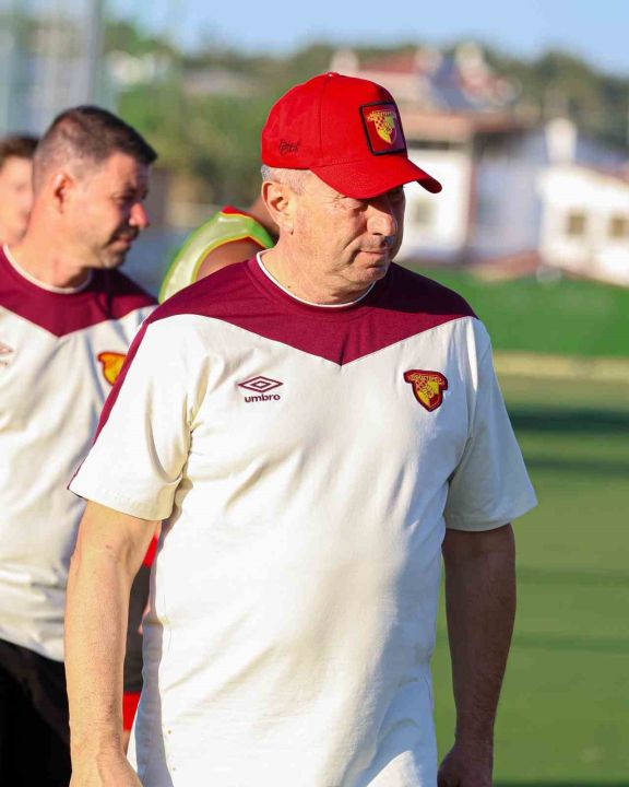 Stoilov, Süper Lig’in en istikrarlı üçüncü teknik direktörü