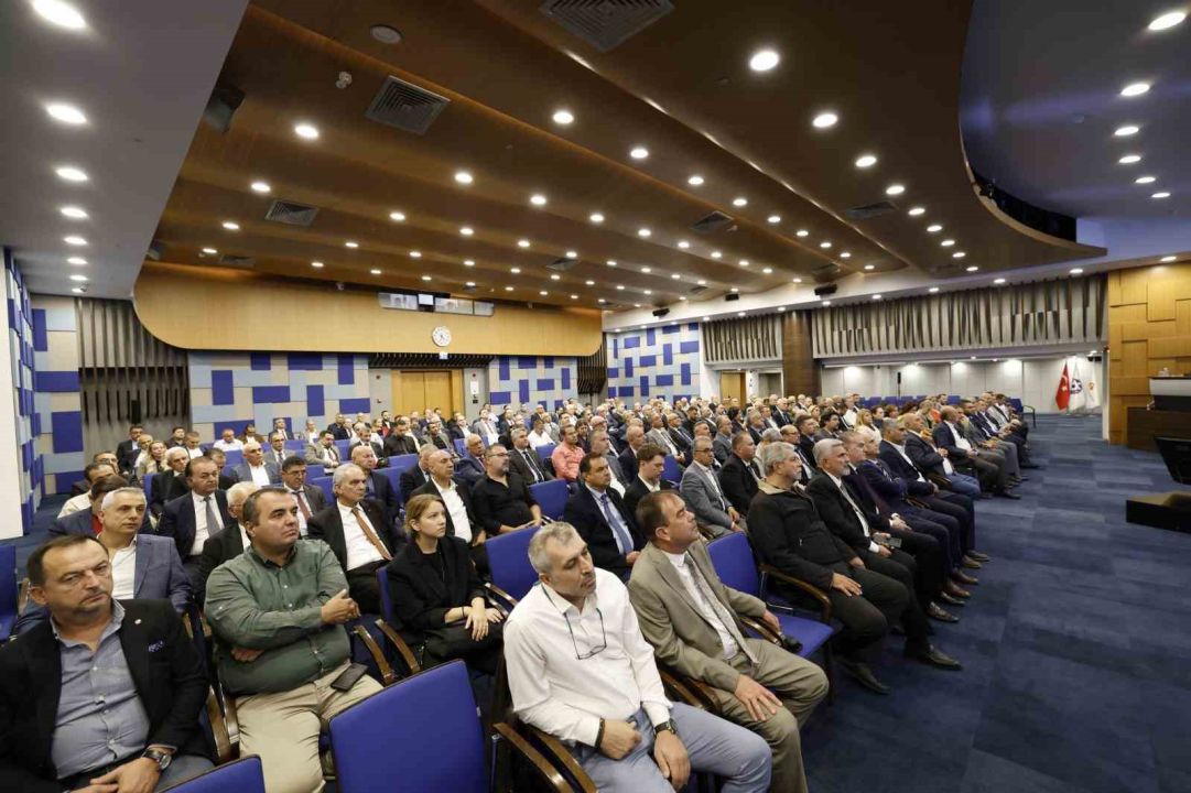 Sektörlerin çözüm bekleyen konuları İZTO’da görüşüldü