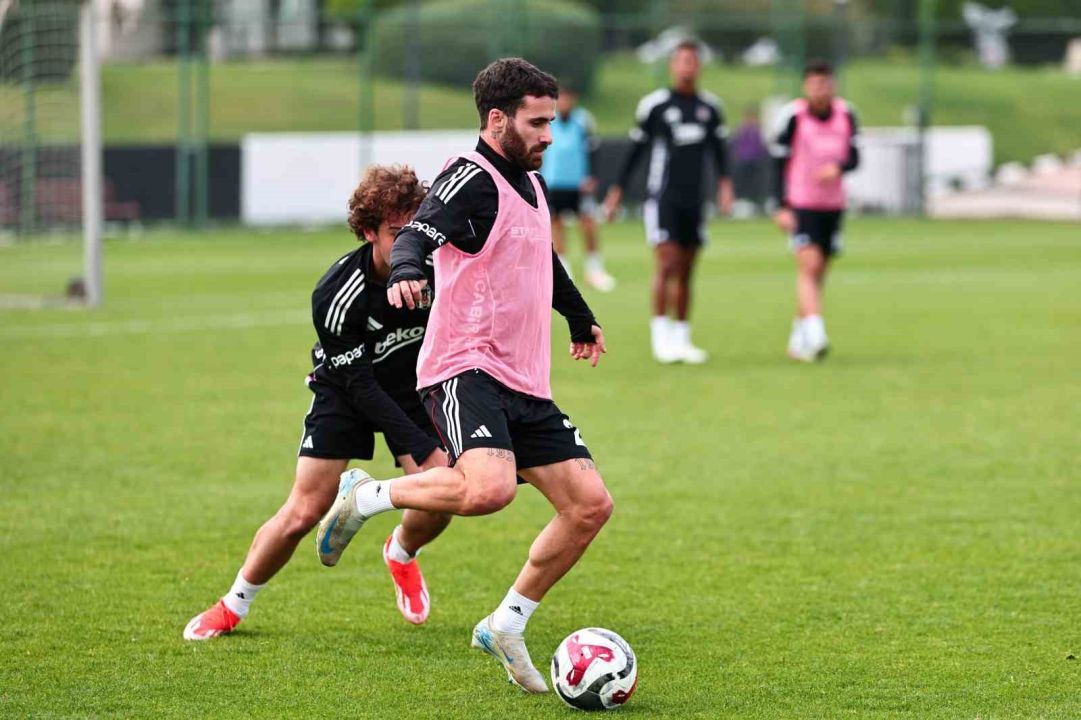 Beşiktaş kondisyon ve taktik çalıştı