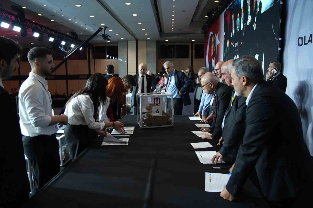 Beşiktaş’ta oy verme işlemi sona erdi
