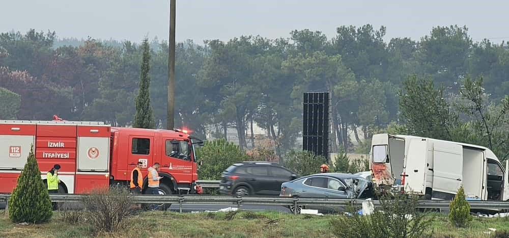 Zincirleme trafik kazası: 1 ölü, 3 yaralı!