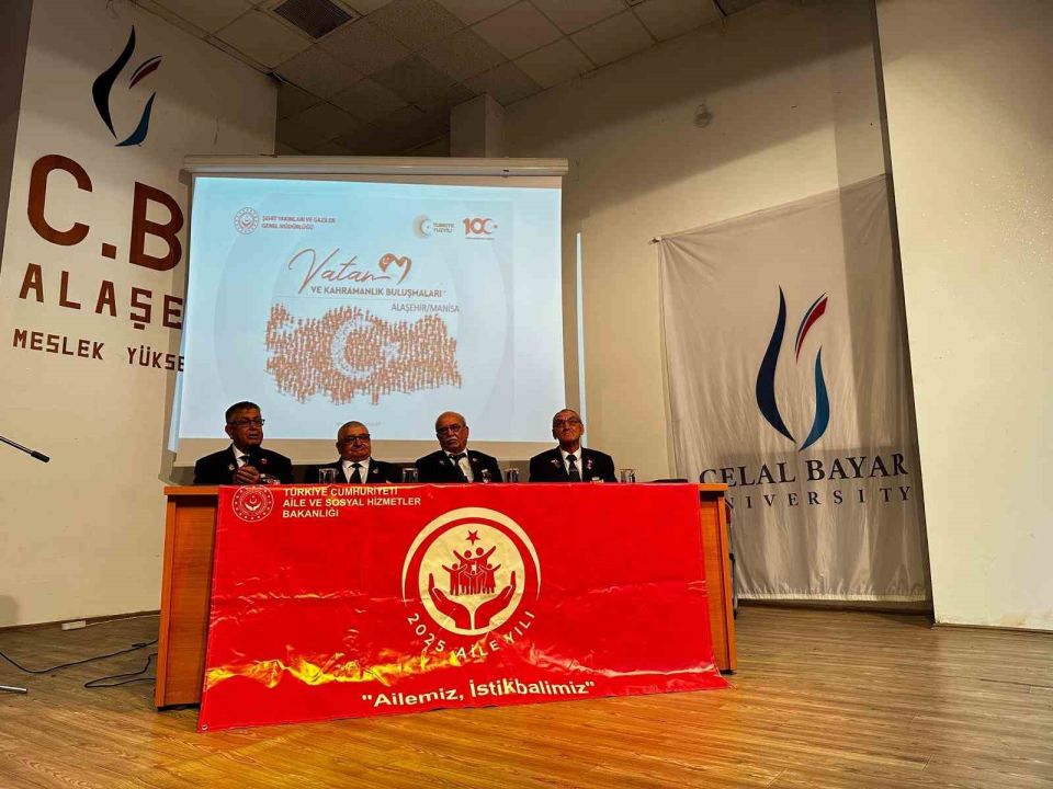 Manisalı Gaziler, öğrencilerle buluştu