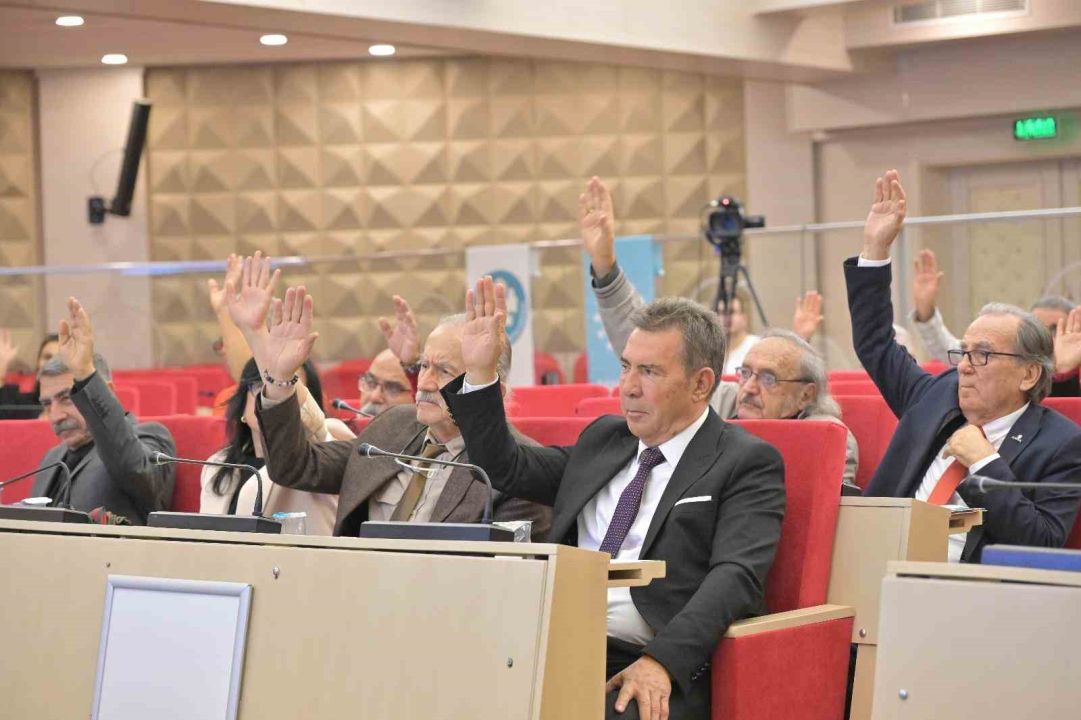 Manisalı Bayraktar’dan ’Tüm ilçelere kent konseyi kurulsun’ çağrısı