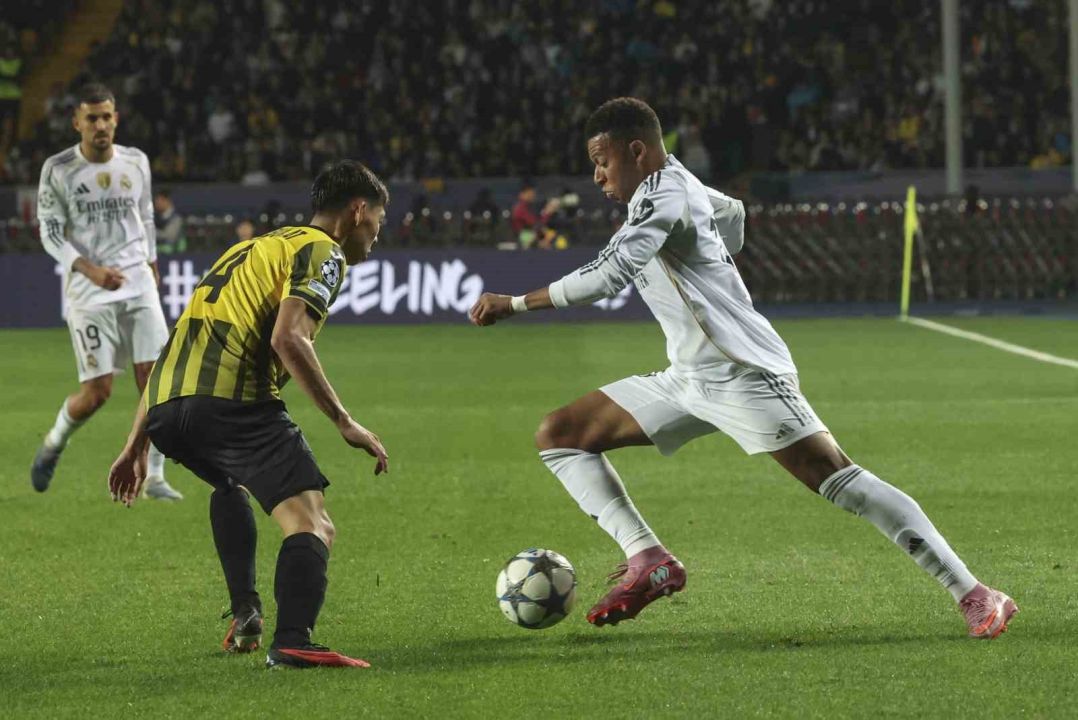 UEFA Şampiyonlar Ligi 2. haftada 9 maç oynandı