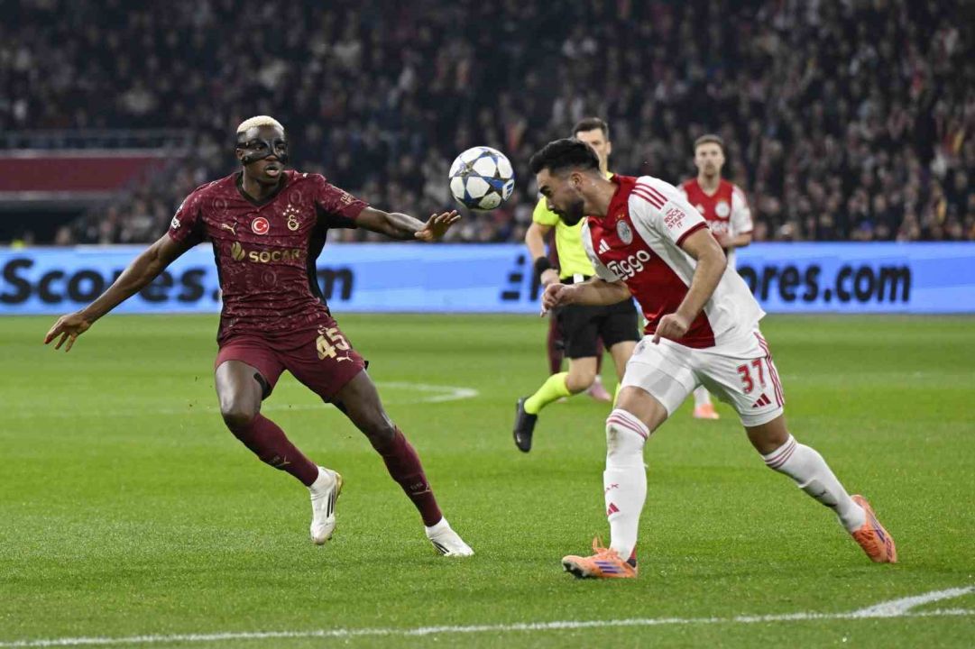 UEFA Şampiyonlar Lig: Ajax: 0 - Galatasaray: 0 (İlk yarı maçtan kareler)