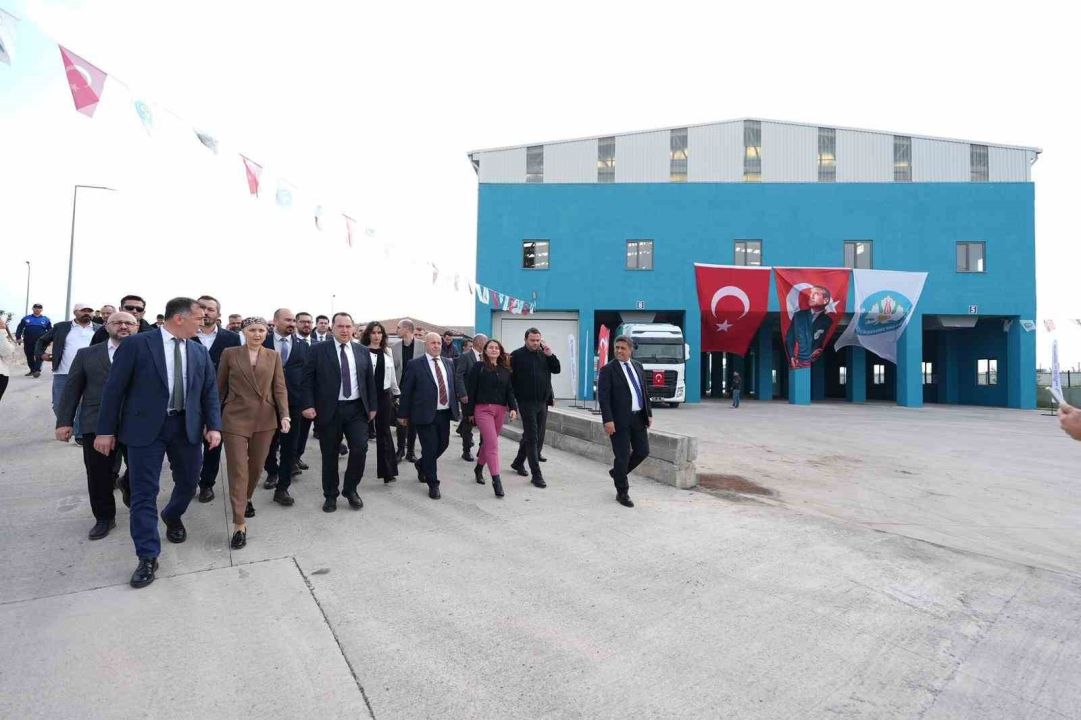 Manisa'da Katı Atık Transfer İstasyonu hayata geçti