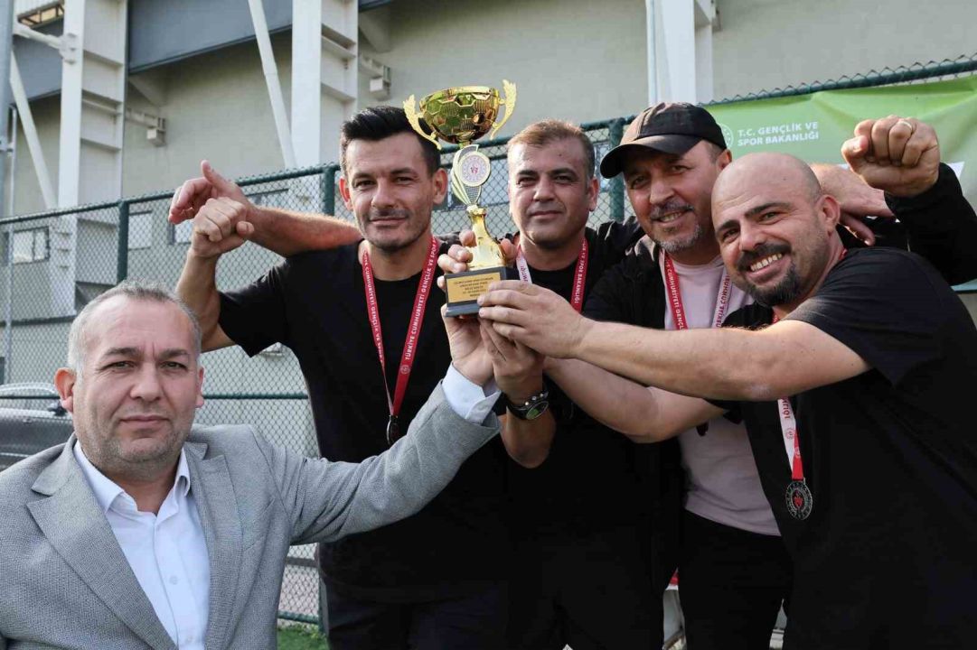 3. Kamu Spor Oyunları Ege Grup Müsabakaları Manisa’da sona erdi