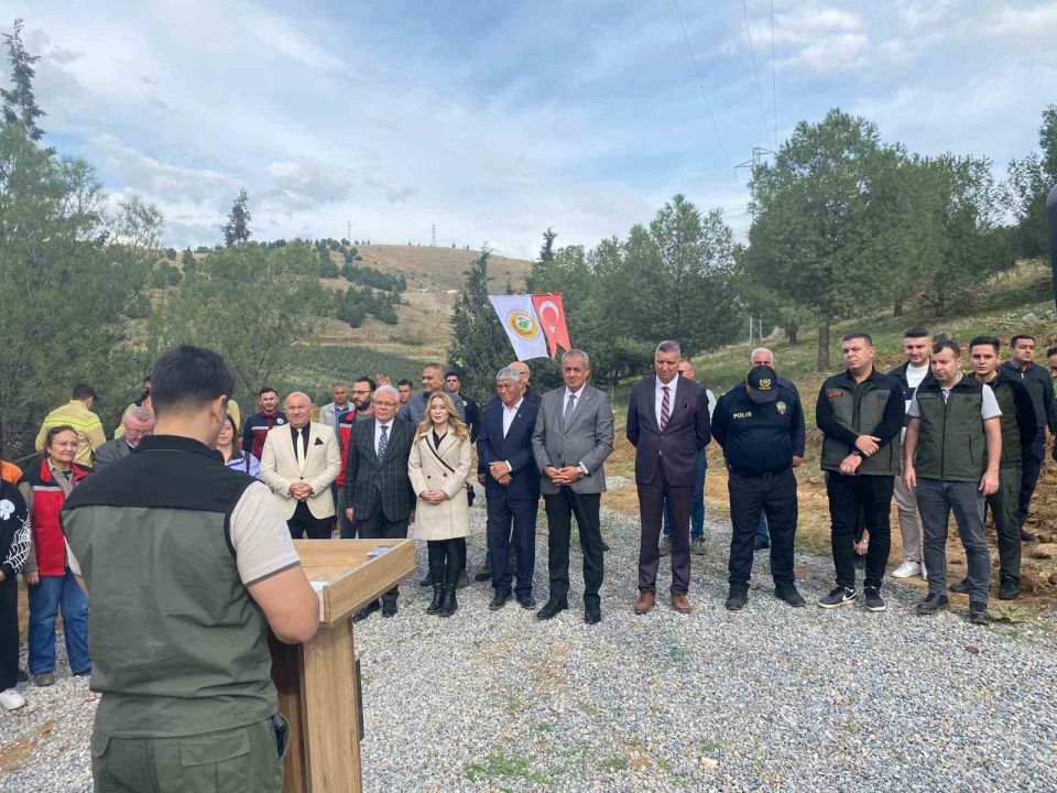 Alaşehir’de 3 bin fidan toprakla buluştu