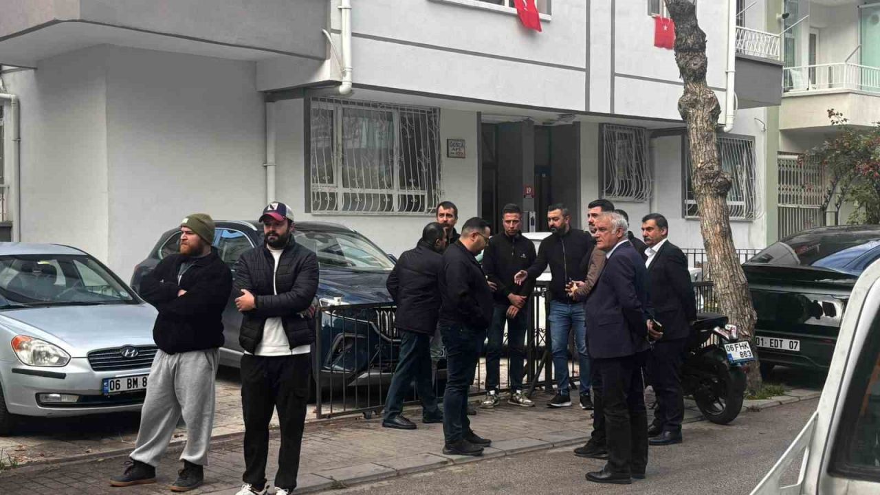 Şehit Pilot Cüneyt Kandemir’in baba ocağına ateş düştü