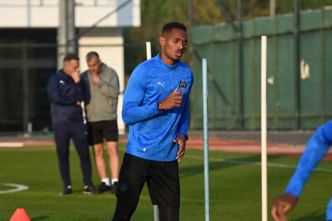 Manisa FK’da Dalcı ile ilk antrenman