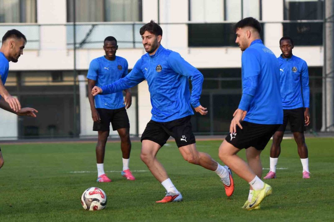 Manisa FK’da Dalcı ile ilk antrenman