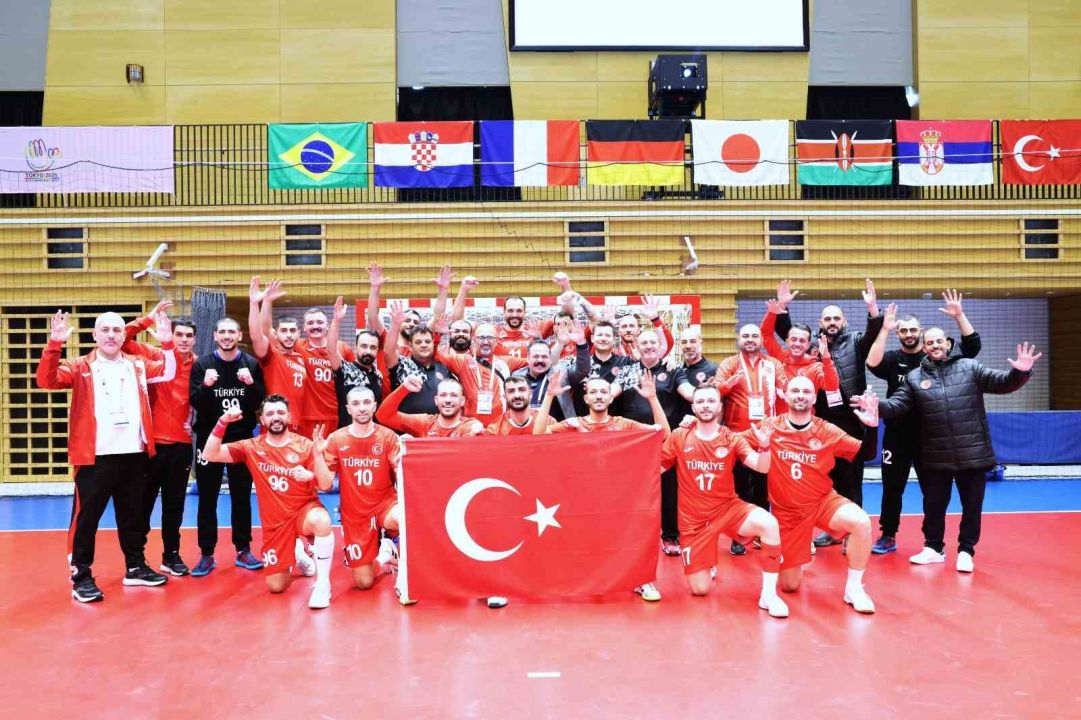 Futbol ve hentbol milli takımları, Tokyo’da yoluna kayıpsız devam ediyor