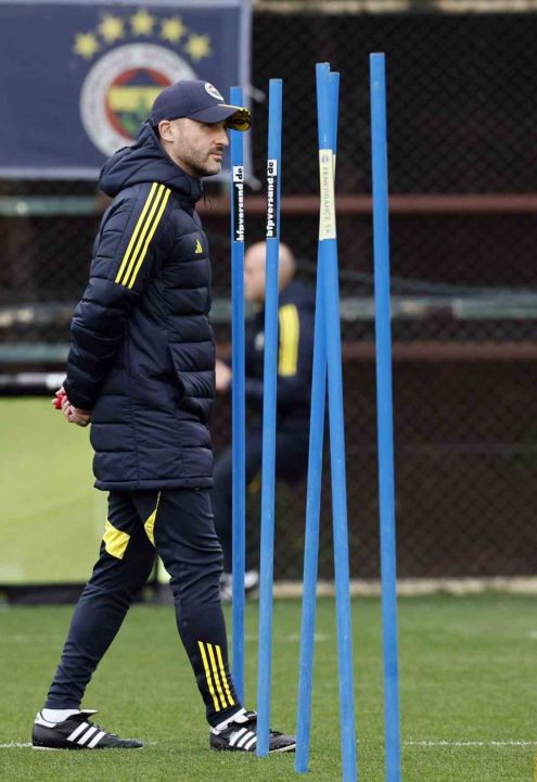 Fenerbahçe, Çaykur Rizespor maçı hazırlıklarına devam etti (Antrenmandan kareler)