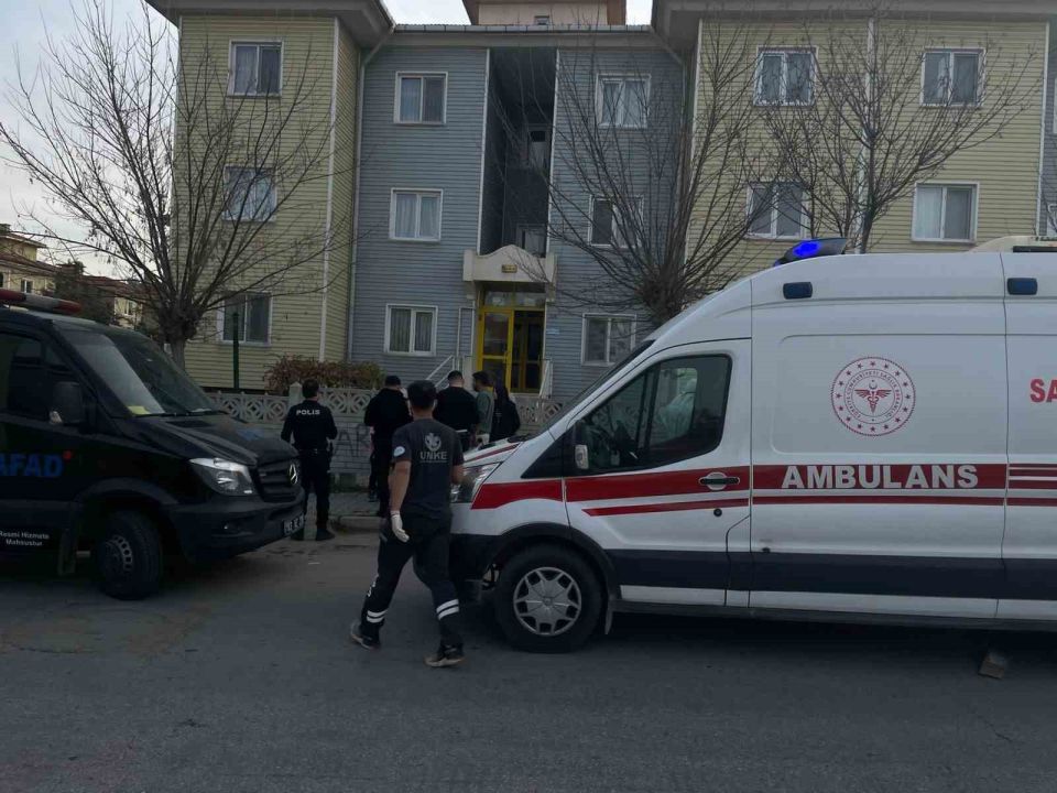 Bu aralar gündemde! Patates kızartmasından zehirlendikleri iddiasıyla anne ve 3 çocuğu hastanelik oldu..