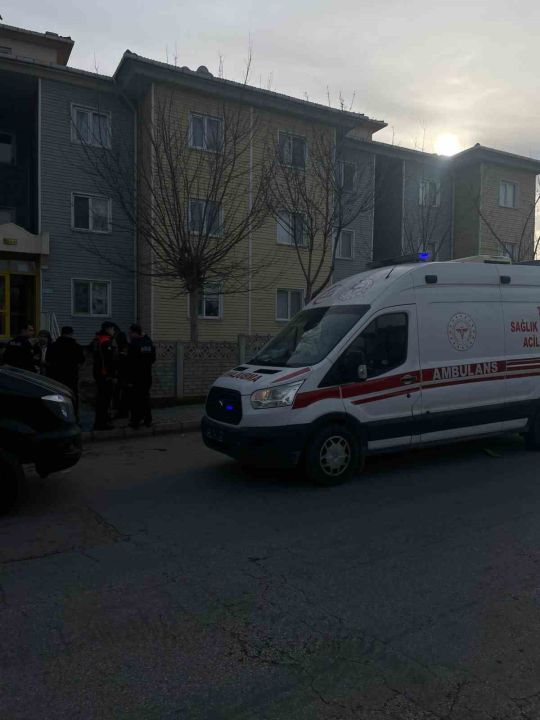 Bu aralar gündemde! Patates kızartmasından zehirlendikleri iddiasıyla anne ve 3 çocuğu hastanelik oldu..