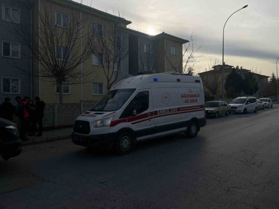 Bu aralar gündemde! Patates kızartmasından zehirlendikleri iddiasıyla anne ve 3 çocuğu hastanelik oldu..